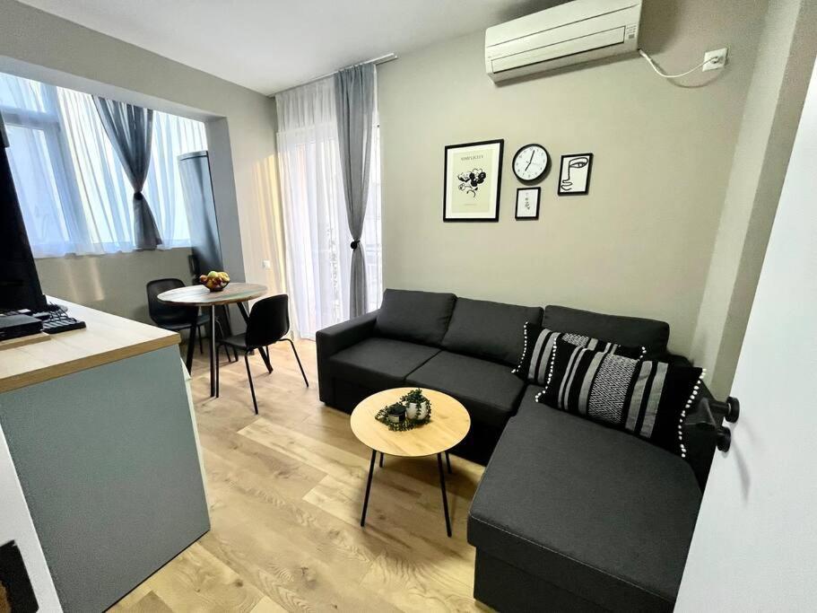 Sea Garden Apartment Burgas Esterno foto